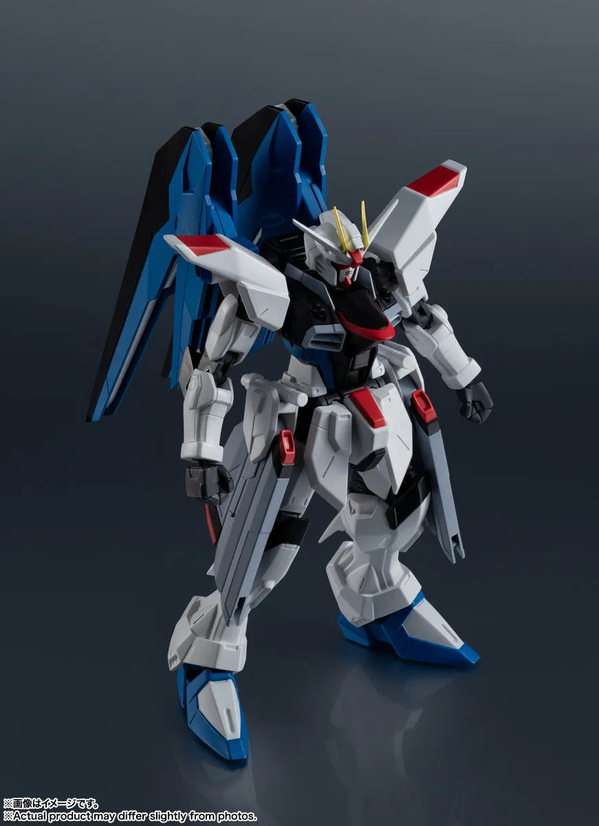 GUNDAM UNIVERSE Freedom Gundam Renewal - image 3