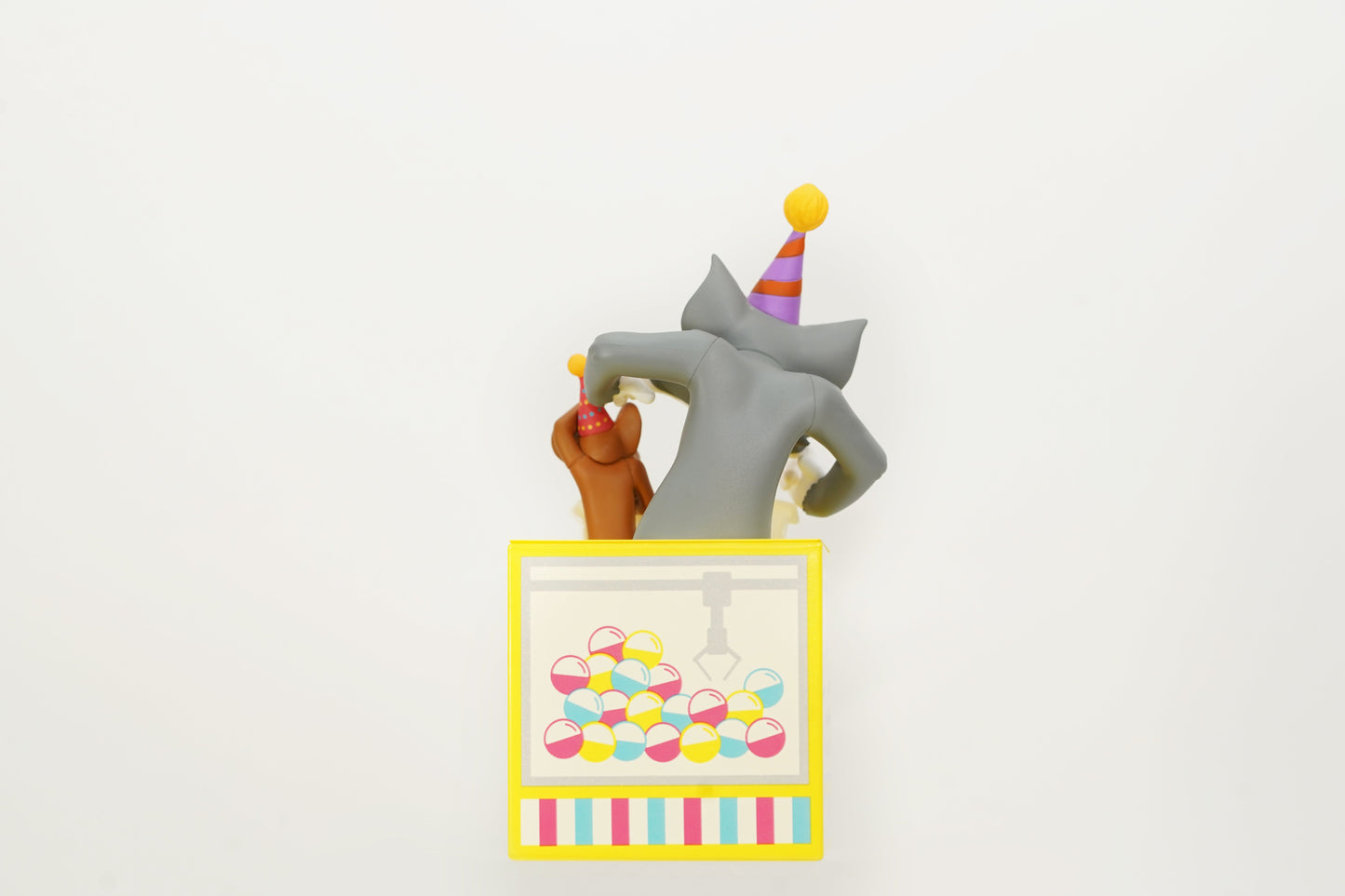 Tom Jerry - Mysterious box Series - Party Surprise Figure by SOAP STUDIO - image 3