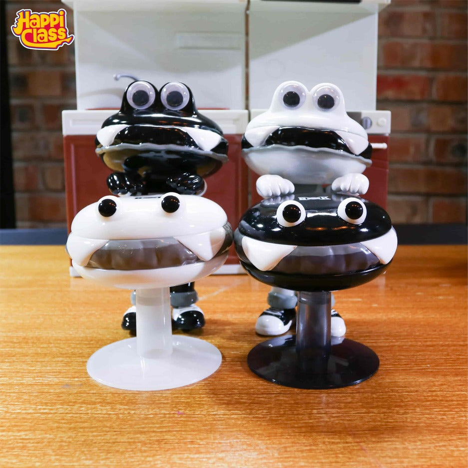 Burger-kun - Bond + Burger Chair Bond - image 3