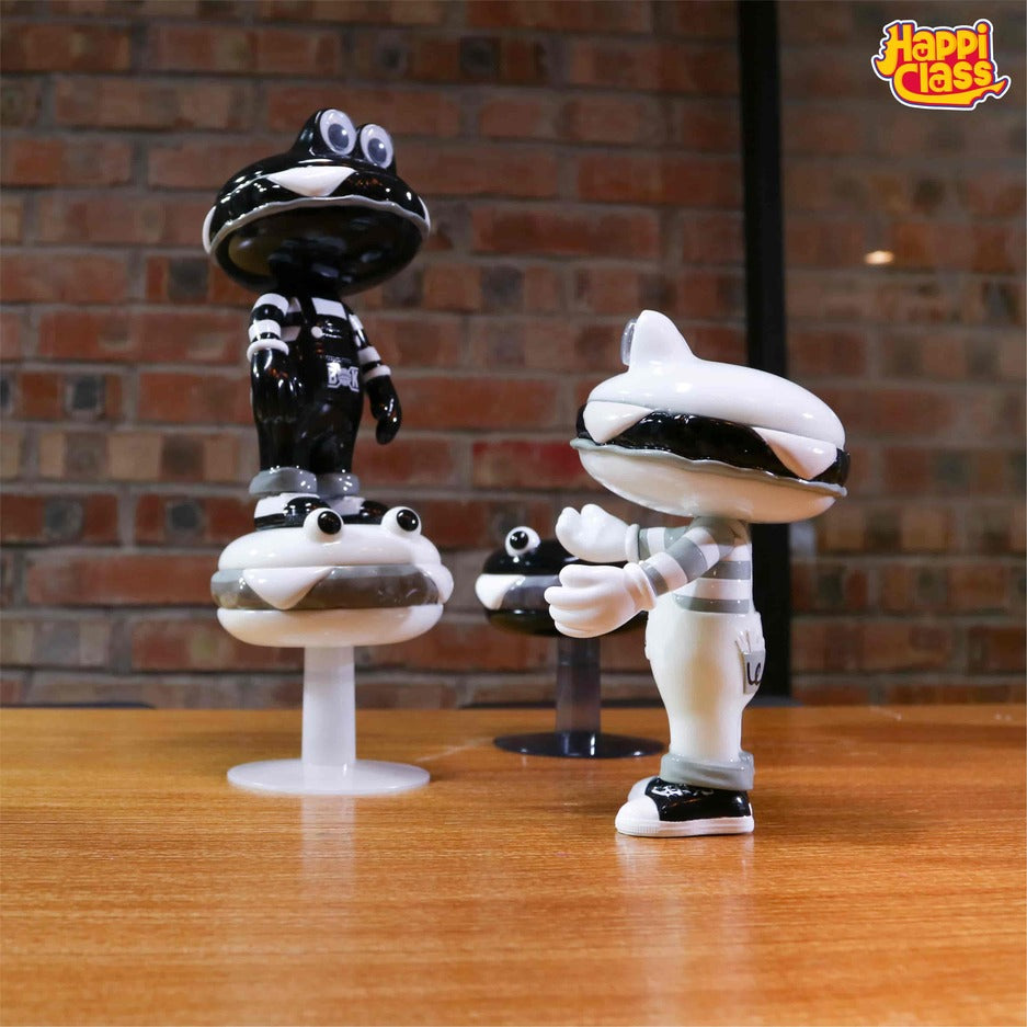 Burger-kun - Bond + Burger Chair Bond - image 7