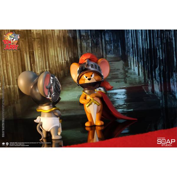 Tom and Jerry: Jerry & Tuffy Royal Court Figure - image 2