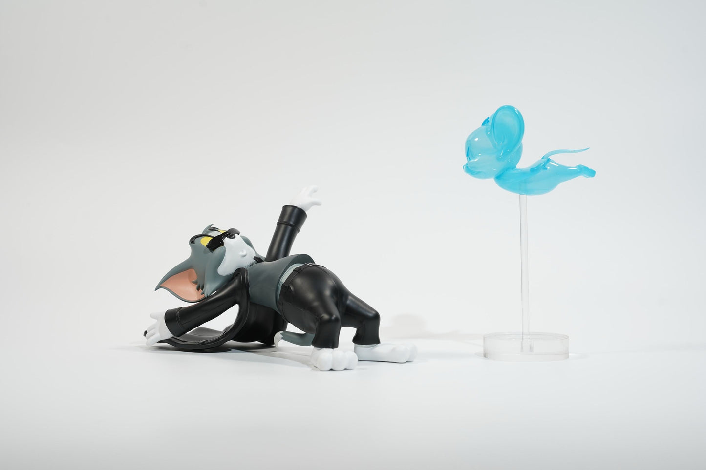 00th anniversary of Warner Bros Tom and Jerry as The Matrix Statue By SOAP STUDIO - image 6