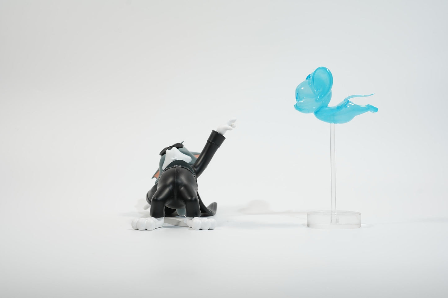 00th anniversary of Warner Bros Tom and Jerry as The Matrix Statue By SOAP STUDIO - image 5