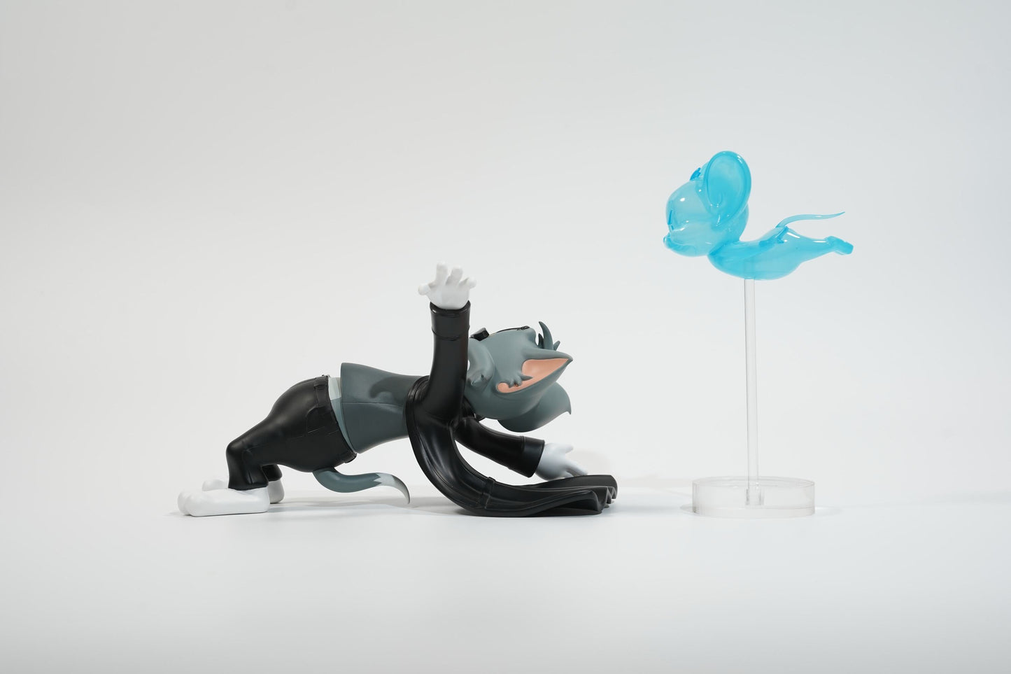 00th anniversary of Warner Bros Tom and Jerry as The Matrix Statue By SOAP STUDIO - image 3