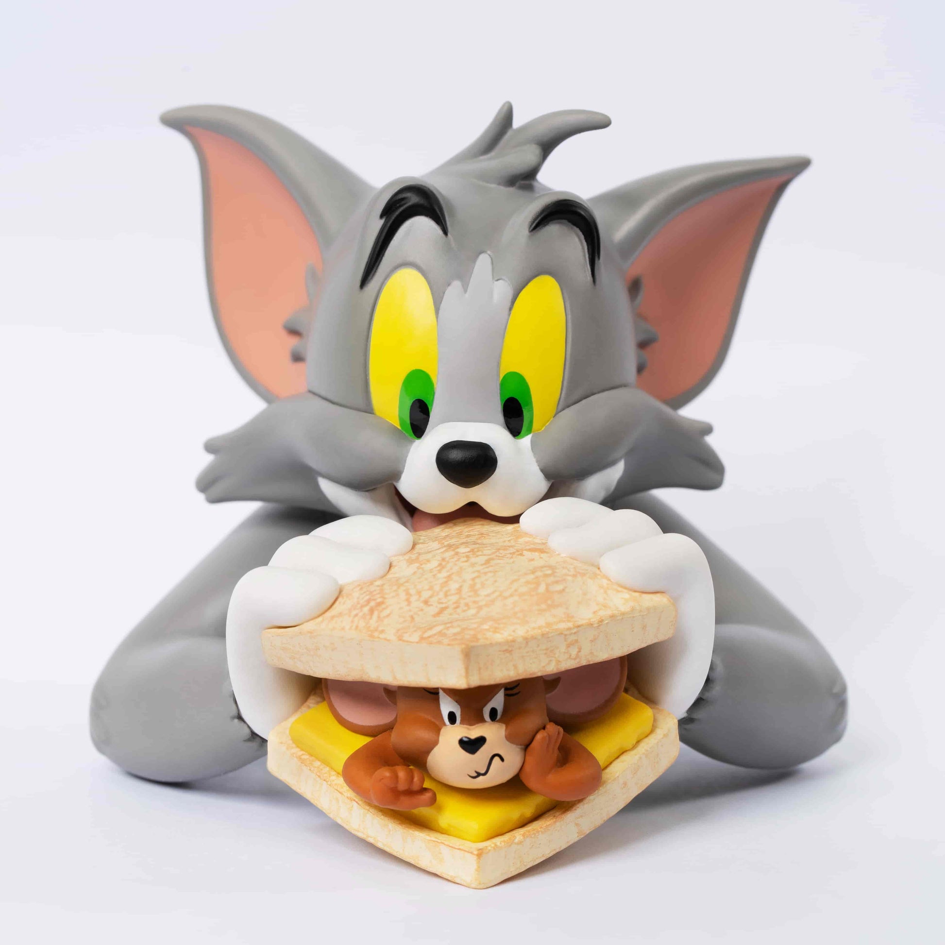Tom and Jerry Mini Toast Bust Figure - image 1