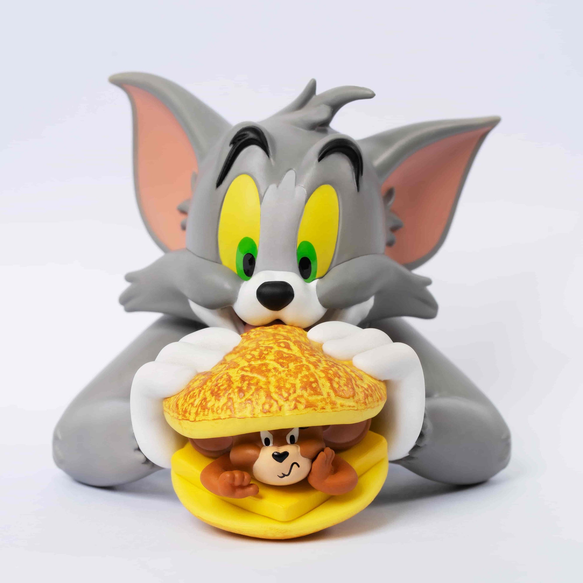 Tom and Jerry Mini Toast Bust Figure - image 4