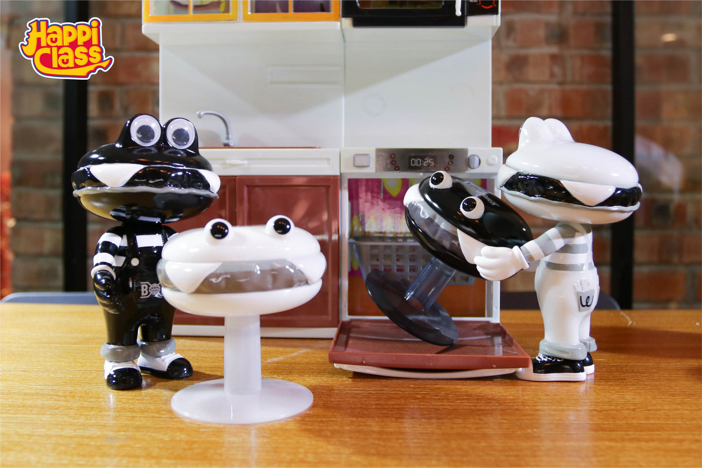 Burger-kun - Hunt + Burger Chair Hunt (10th Anniversary Limited Edition) - image 1