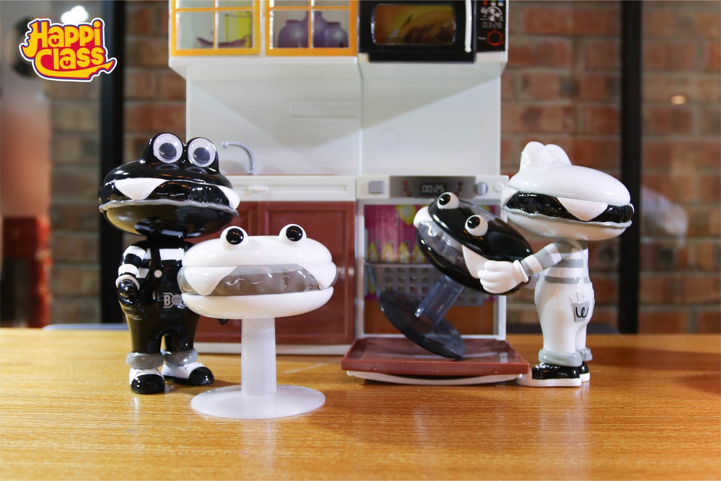Burger-kun - Hunt + Burger Chair Hunt (10th Anniversary Limited Edition) - image 2