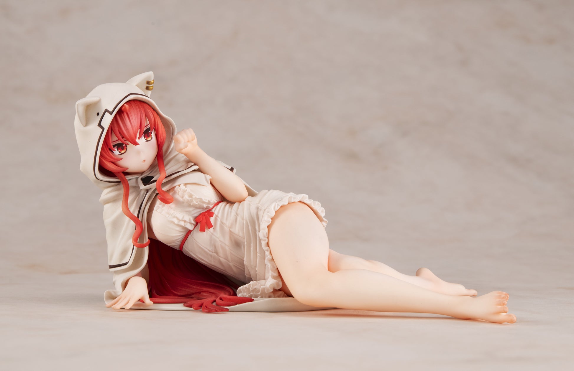 MegaHouse Melty Princess Mushoku Tensei III Eris Snuggle Cat Ver. Figure - official image 7