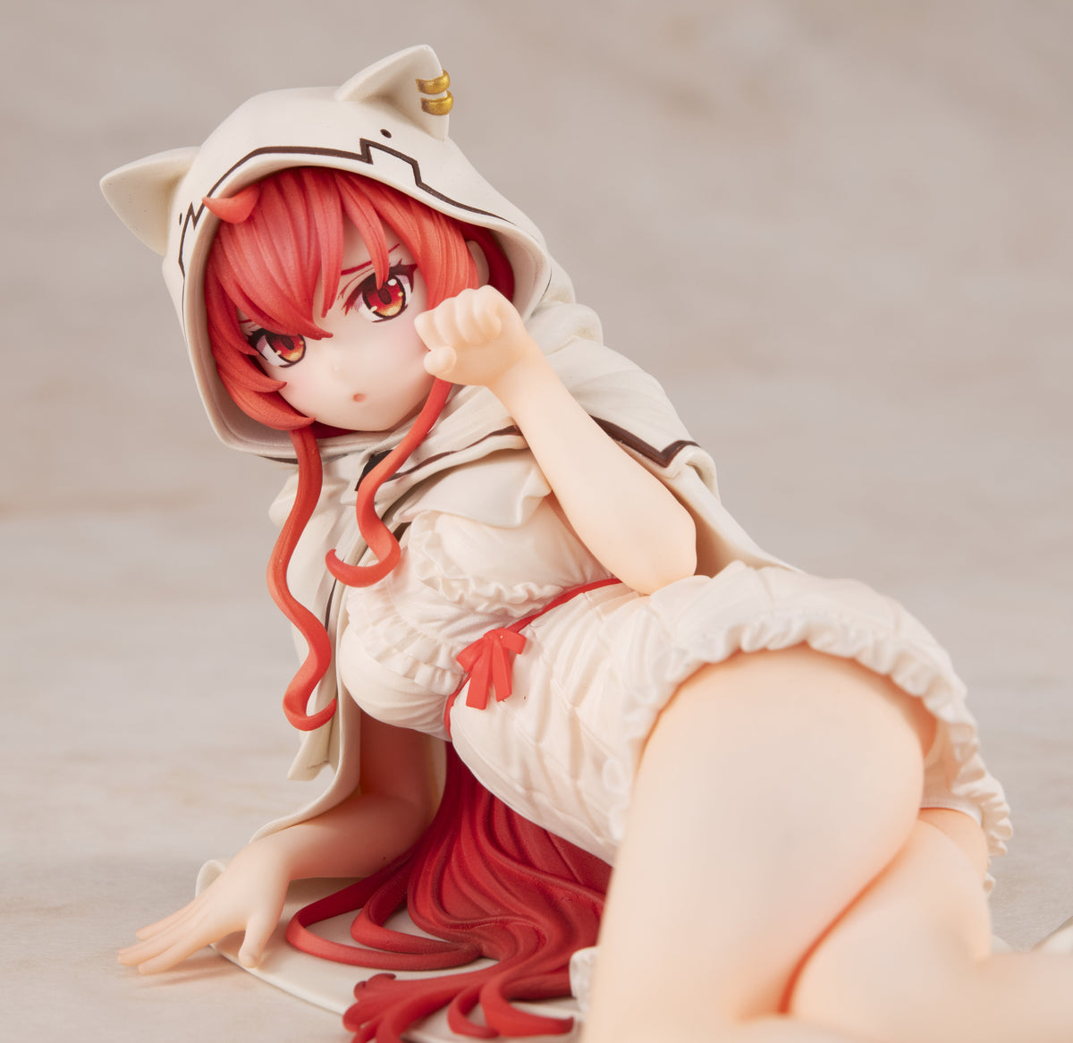 MegaHouse Melty Princess Mushoku Tensei III Eris Snuggle Cat Ver. Figure - official image 8